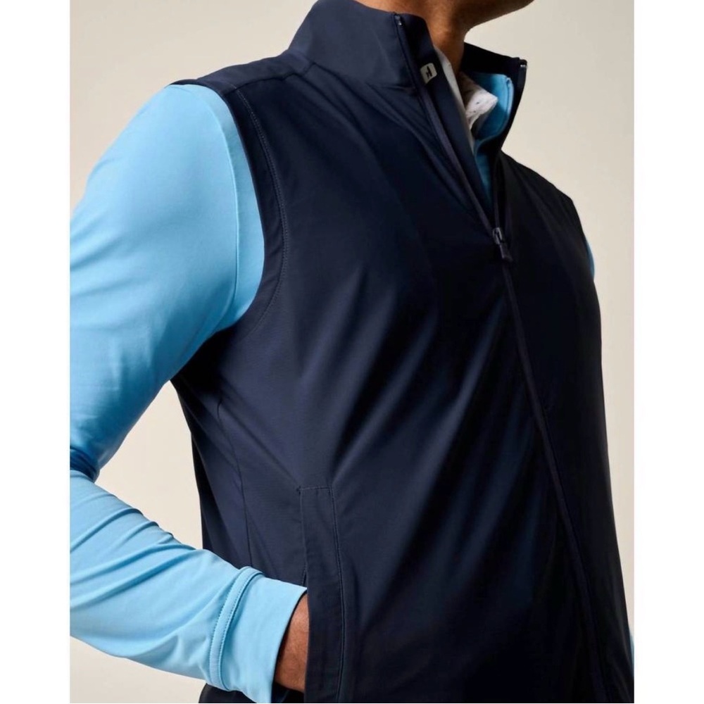 JOHNNIE-O zimmer featherweight performance vest in navy - Picture 8 of 9